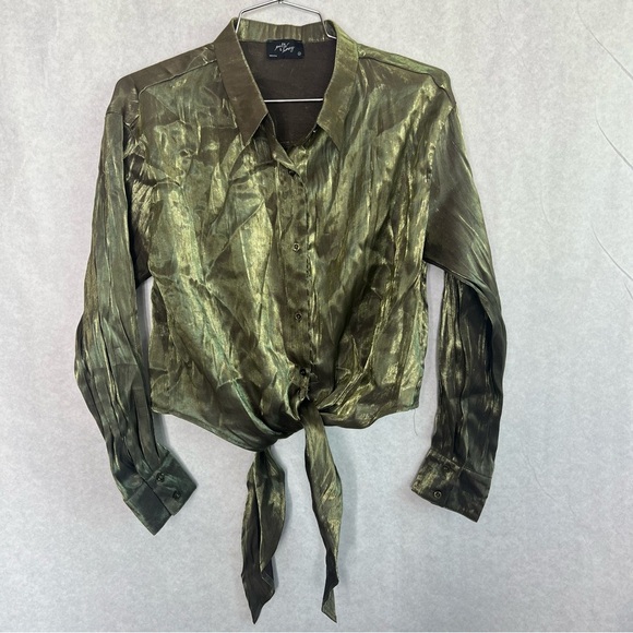 5/$25 Milk & Honey metallic tie button shirt size medium - Picture 1 of 5